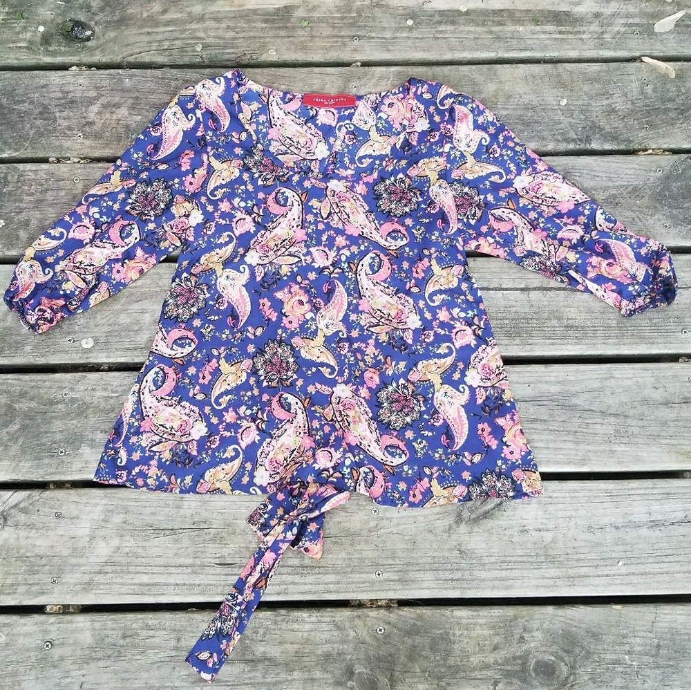 OPEN BACK Akira Chicago red label blouse
